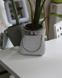 Kadın Silver Simli Metal Tutma Kulplu Kalp Klips Abiye El Çantası