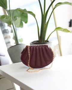  Kadın Bordo İstiridye Kalıp Zincirli El Omuz Çantası