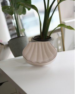 Kadın Krem İstiridye Kalıp Zincirli El Omuz Çantası