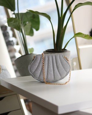 Kadın Silver Simli İstiridye Kalıp Zincirli El Omuz Çantası Kadın Silver Simli İstiridye Kalıp Zincirli El Omuz Çantası