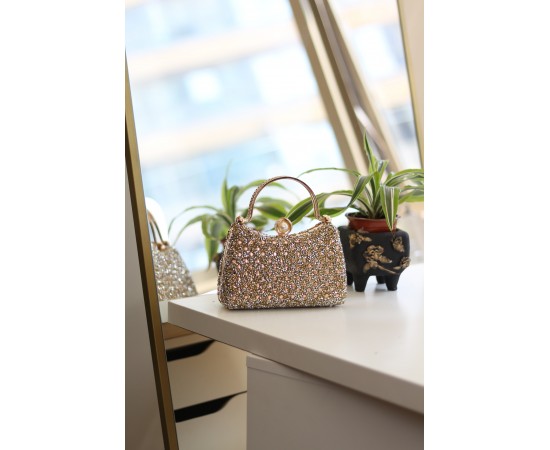 Kadın Gold İnci Taşlı Taşlı Tutma Detaylı Abiye Çanta Kadın Gold İnci Taşlı Taşlı Tutma Detaylı Abiye Çanta