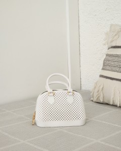  Kadın Beyaz Silikon Çift Kulp Zincir Detaylı El Omuz Çantası