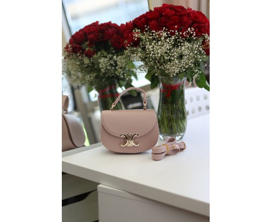 Kadın Pudra Kanca Gold Toka Detaylı Mini El & Omuz Çantası Kadın Pudra Kanca Gold Toka Detaylı Mini El & Omuz Çantası