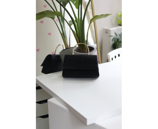 Siyah Yaprak Desenli Metal Sap Detaylı El Omuz Çantası