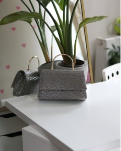 Platin Yaprak Desenli Metal Sap Detaylı El Omuz Çantası