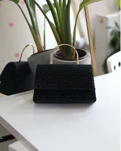 Siyah Yaprak Desenli Metal Sap Detaylı El Omuz Çantası