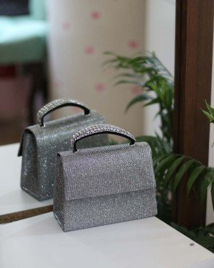 Kadın Simli Platin Taş Tutma Detaylı Abiye Omuz Çantası