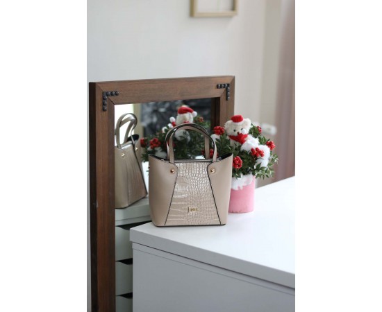 Kadın Nude Kroko Ayarlanabilir Askılı Omuz Çantası Kadın Nude Kroko Ayarlanabilir Askılı Omuz Çantası