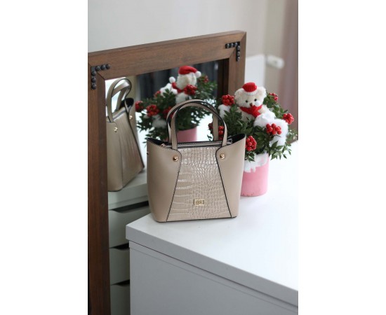 Kadın Nude Kroko Ayarlanabilir Askılı Omuz Çantası Kadın Nude Kroko Ayarlanabilir Askılı Omuz Çantası