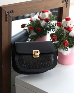  Kadın Siyah Ayarlanabilir Askılı Omuz Çantası