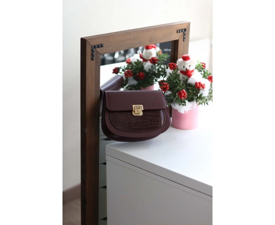 Kadın Bordo Ayarlanabilir Askılı Omuz Çantası Kadın Bordo Ayarlanabilir Askılı Omuz Çantası