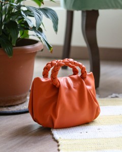 Turuncu Örgü Sap Detaylı Günlük Omuz Çantası