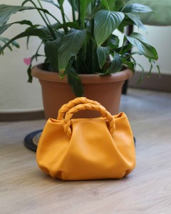 Mango Örgü Sap Detaylı Günlük Omuz Çantası