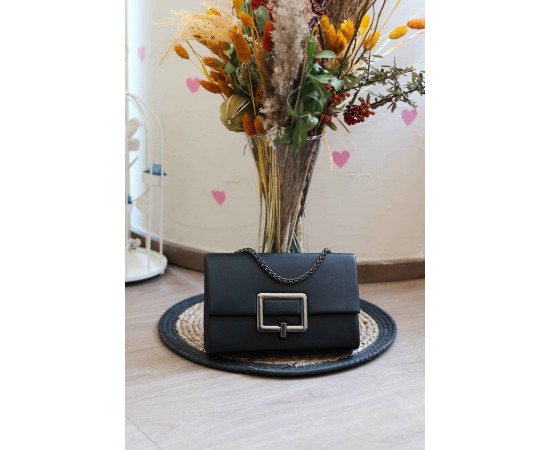 Siyah Gold Kare Tokalı Omuz Çantası Siyah Gold Kare Tokalı Omuz Çantası