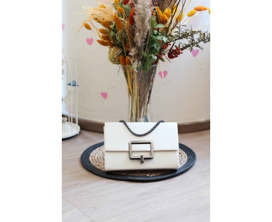 Krem Antrasit Kare Tokalı Omuz Çantası Krem Antrasit Kare Tokalı Omuz Çantası