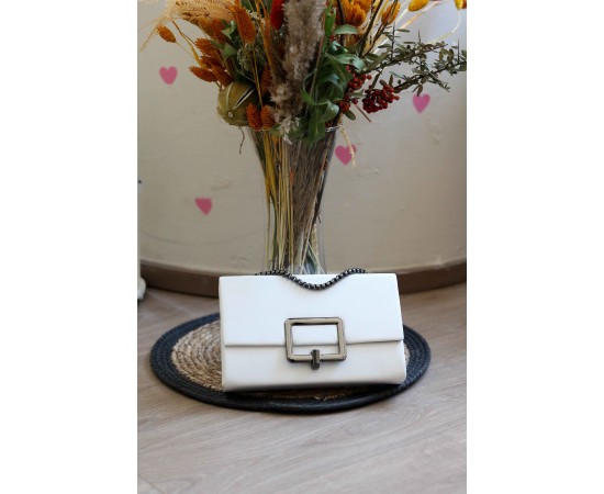 Beyaz Antrasit Kare Tokalı Omuz Çantası 