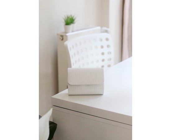 Sedefli Beyaz Simli Mini Çapraz Çanta