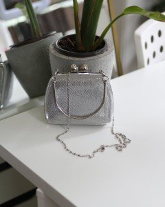 Kadın Silver Desenli Metal Tutma Kulplu Kalp Klips Abiye El Çantası