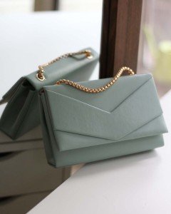 Kadın Mint Yeşili Zarf Kutu Omuz Çantası Kadın Mint Yeşili Zarf Kutu Omuz Çantası