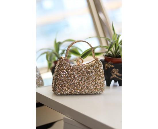 Kadın Gold İnci Taşlı Taşlı Tutma Detaylı Abiye Çanta Kadın Gold İnci Taşlı Taşlı Tutma Detaylı Abiye Çanta