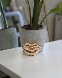  Gold Dudak Mini Charm Çanta Aksesuarı