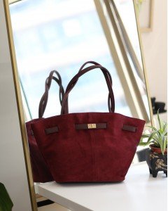 Kadın Bordo Süet Gold Toka Detaylı Büyük Boy Omuz Çantası