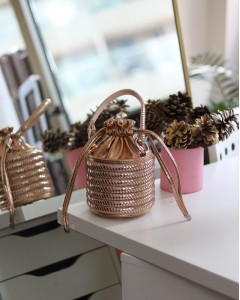 Kadın Rose Özel Form Çapraz Taş İşleme Abiye Çanta