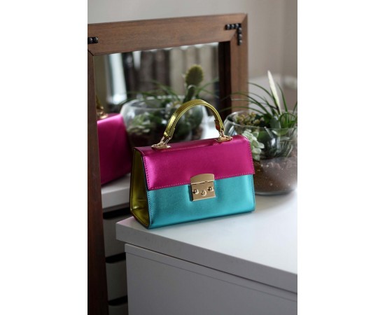 Kadın Üç Renkli Kilit Detaylı Askılı Omuz Çantası