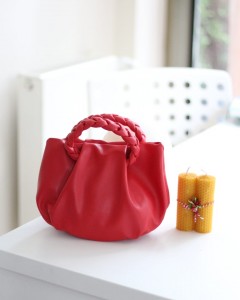 Kırmızı Örgü Saplı Omuz Çantası