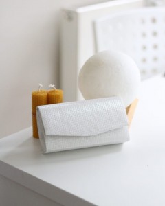 Beyaz Simli Kutu Abiye Çanta