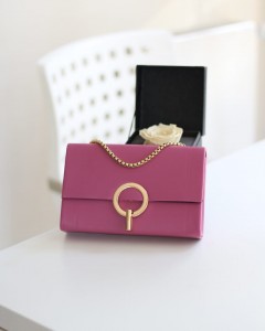 Fuşya Yuvarlak Tokalı Omuz Çantası