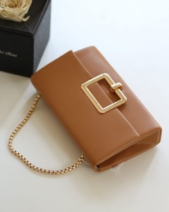 Taba Kare Tokalı Omuz Çantası Taba Kare Tokalı Omuz Çantası