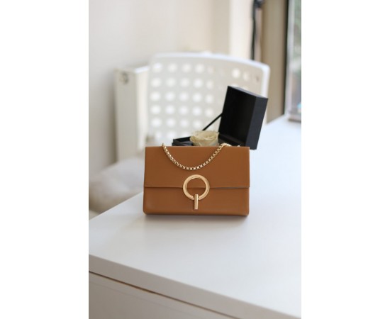 Taba Yuvarlak Tokalı Omuz Çantası Taba Yuvarlak Tokalı Omuz Çantası