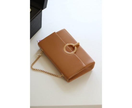 Taba Yuvarlak Tokalı Omuz Çantası Taba Yuvarlak Tokalı Omuz Çantası