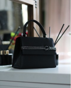 Kadın Siyah Saten Taş Detaylı Abiye Omuz Çantası