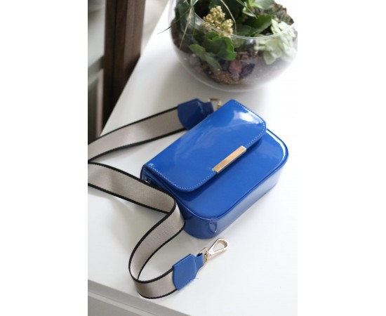 Kadın Lacivert Rugan Toka Detaylı Kumaş Askılı Omuz Çantası