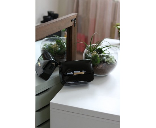 Kadın Siyah Rugan Toka Detaylı Kumaş Askılı Omuz Çantası