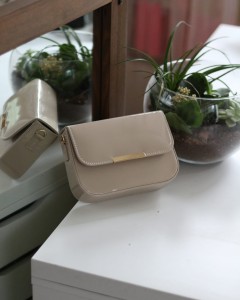 Kadın Nude Rugan Toka Detaylı Kumaş Askılı Omuz Çantası