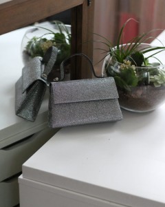 Kadın Platin Simli Tutma Detaylı Abiye Çantası