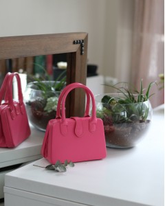 Kadın Fuşya Çift Kulp Detaylı Mini Kalıp Omuz Çantası