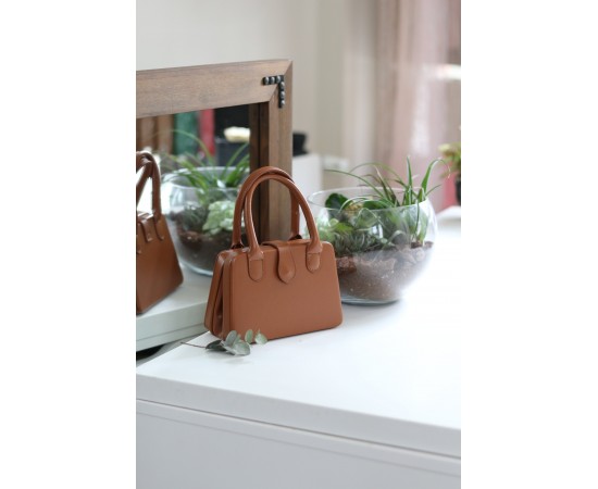 Kadın Taba Çift Kulp Detaylı Mini Kalıp Omuz Çantası