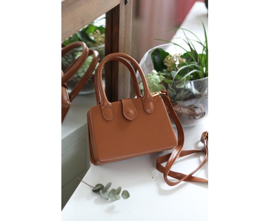 Kadın Taba Çift Kulp Detaylı Mini Kalıp Omuz Çantası