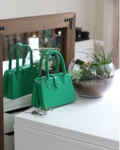 Kadın Yeşil Çift Kulp Detaylı Mini Kalıp Omuz Çantası