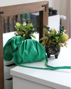 Moom Bag Kadın Çimen Yeşili Yumuşak Pileli Omuz Çantası