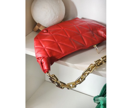 Kadın Kırmızı Baklava Desenli Zincirli El Çantası