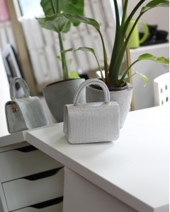 Silver Simli Tutma Saplı Zincir Detaylı Abiye El Çantası