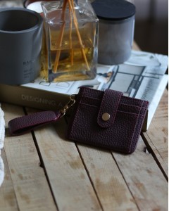 Kadın Bordo Mini Maskot Kartlık