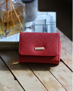 Kadın Kırmızı Kartlık Detaylı Mini Cüzdan