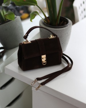 Kadın Süet Acı Kahve Toka Detaylı Zincirli El Omuz Çantası Kadın Süet Acı Kahve Toka Detaylı Zincirli El Omuz Çantası