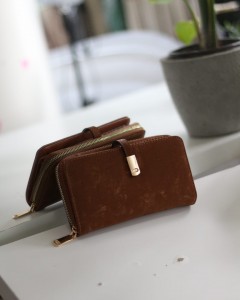 Kadın Taba Eskitme Doku Gold Aksesuar Detaylı Cüzdan Kadın Taba Eskitme Doku Gold Aksesuar Detaylı Cüzdan